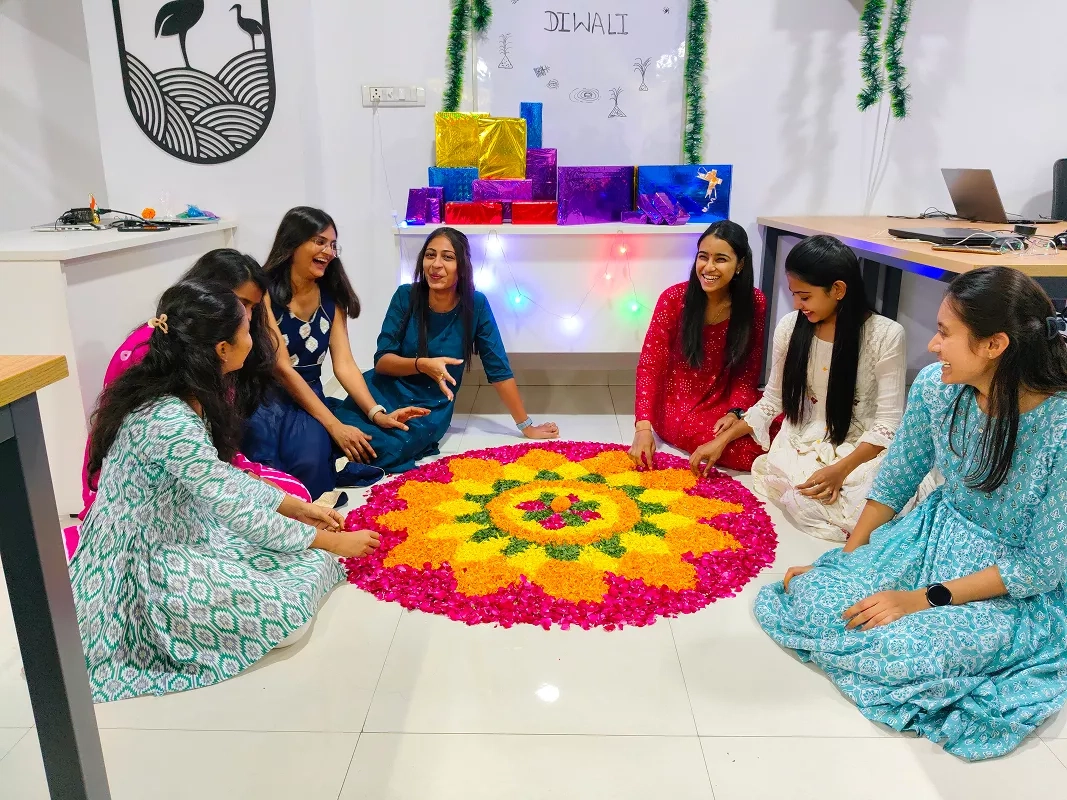 Image trail visual 6